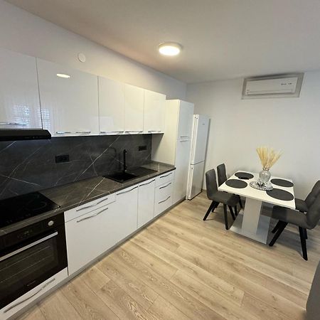 Apartman Iko Makarska Zewnętrze zdjęcie