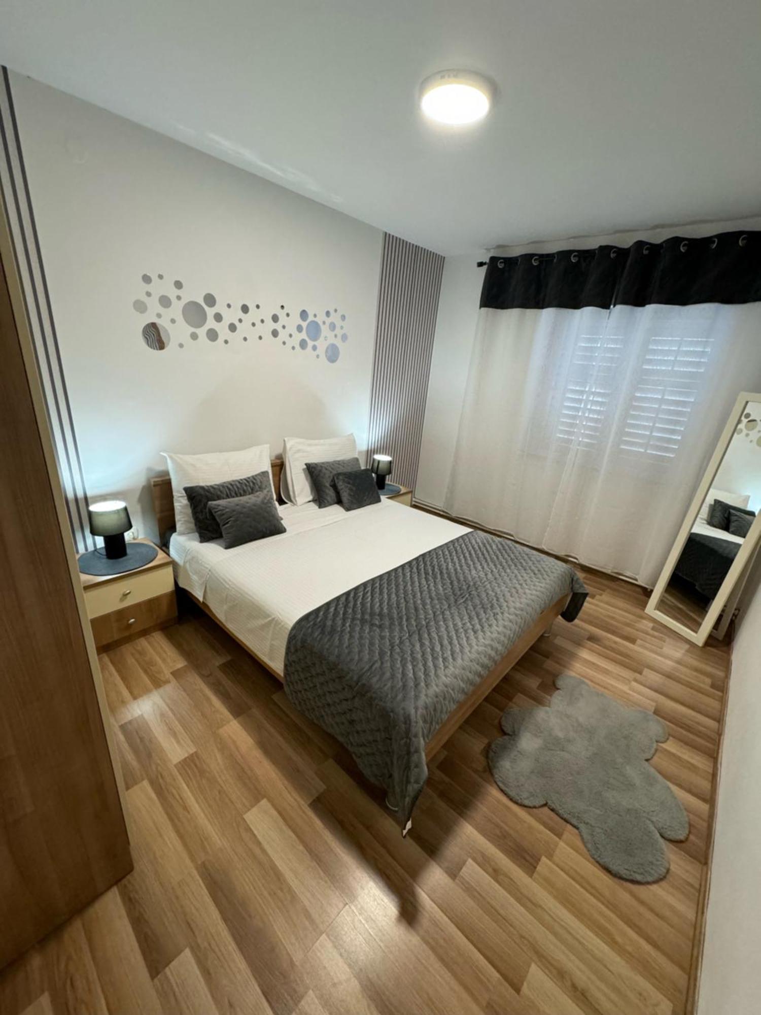Apartman Iko Makarska Zewnętrze zdjęcie